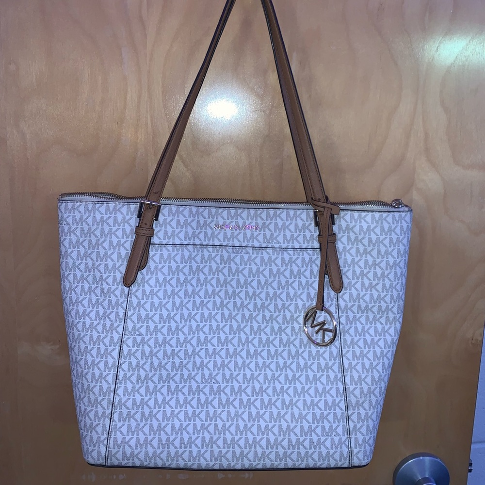 Michael Kors Tote & Wallet